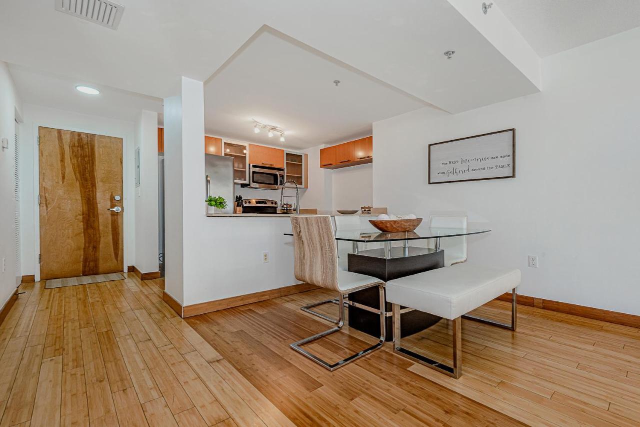 Lovely Condo With City & Ocean Views. Sleep Up To 6 People! Маями Екстериор снимка